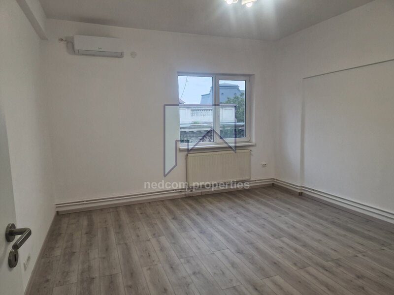 Bd. Dacia, Polona, vanzare apartament superb 2 camere.